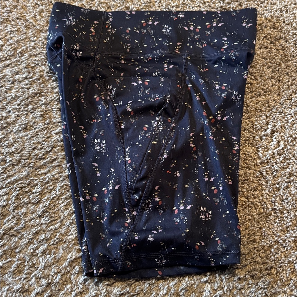 FLX 6.5” Bike Shorts w/Hip Pockets - Picture 5 of 7